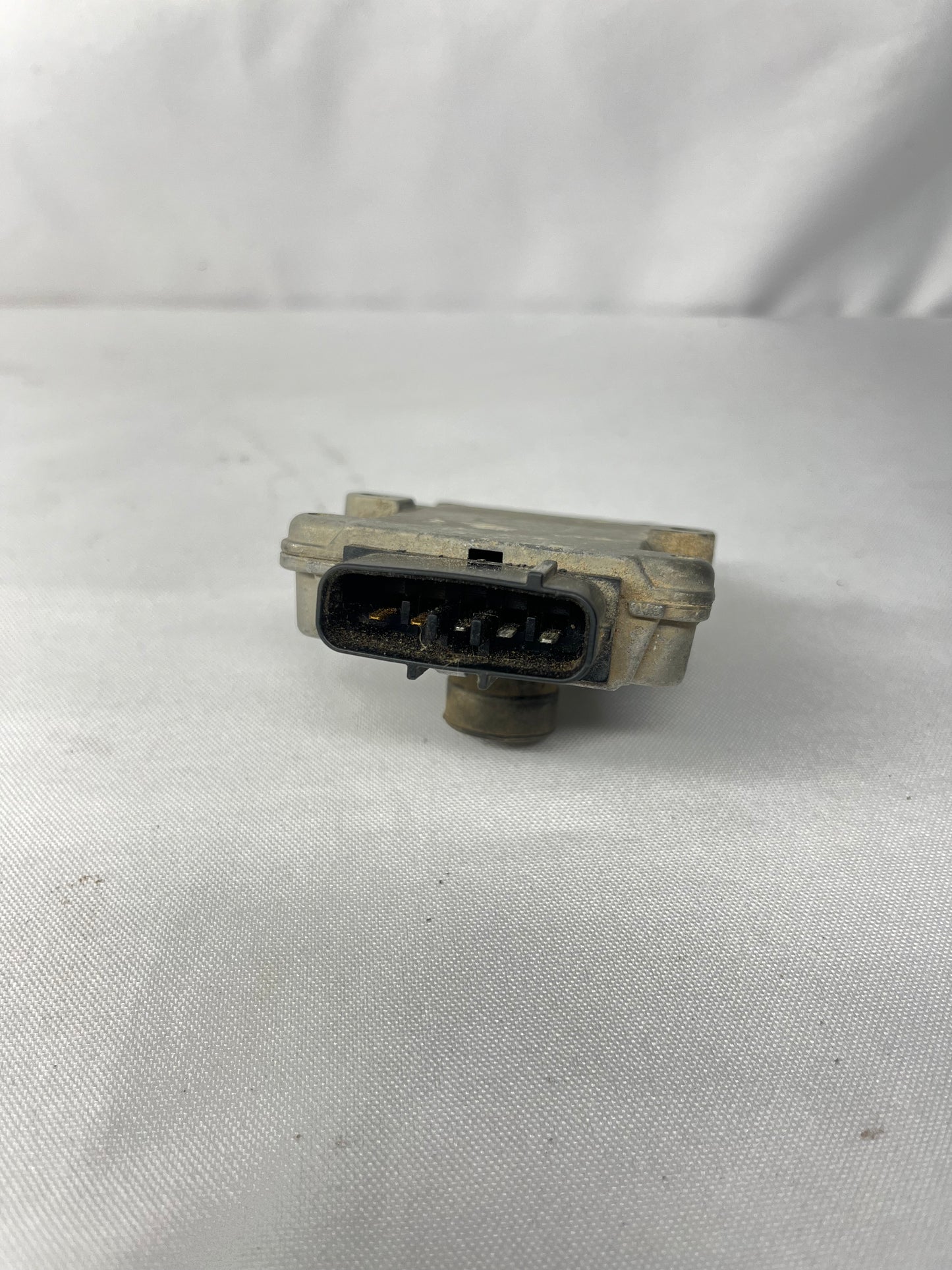 Used OEM Ignition Module 3.0 V6 3VZE - Toyota 4Runner, Pickup, T100 - 1989-1993