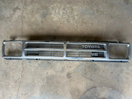 Used OEM Grille 3.0 V6 - Toyota 4Runner & Pickup - 1987-1989