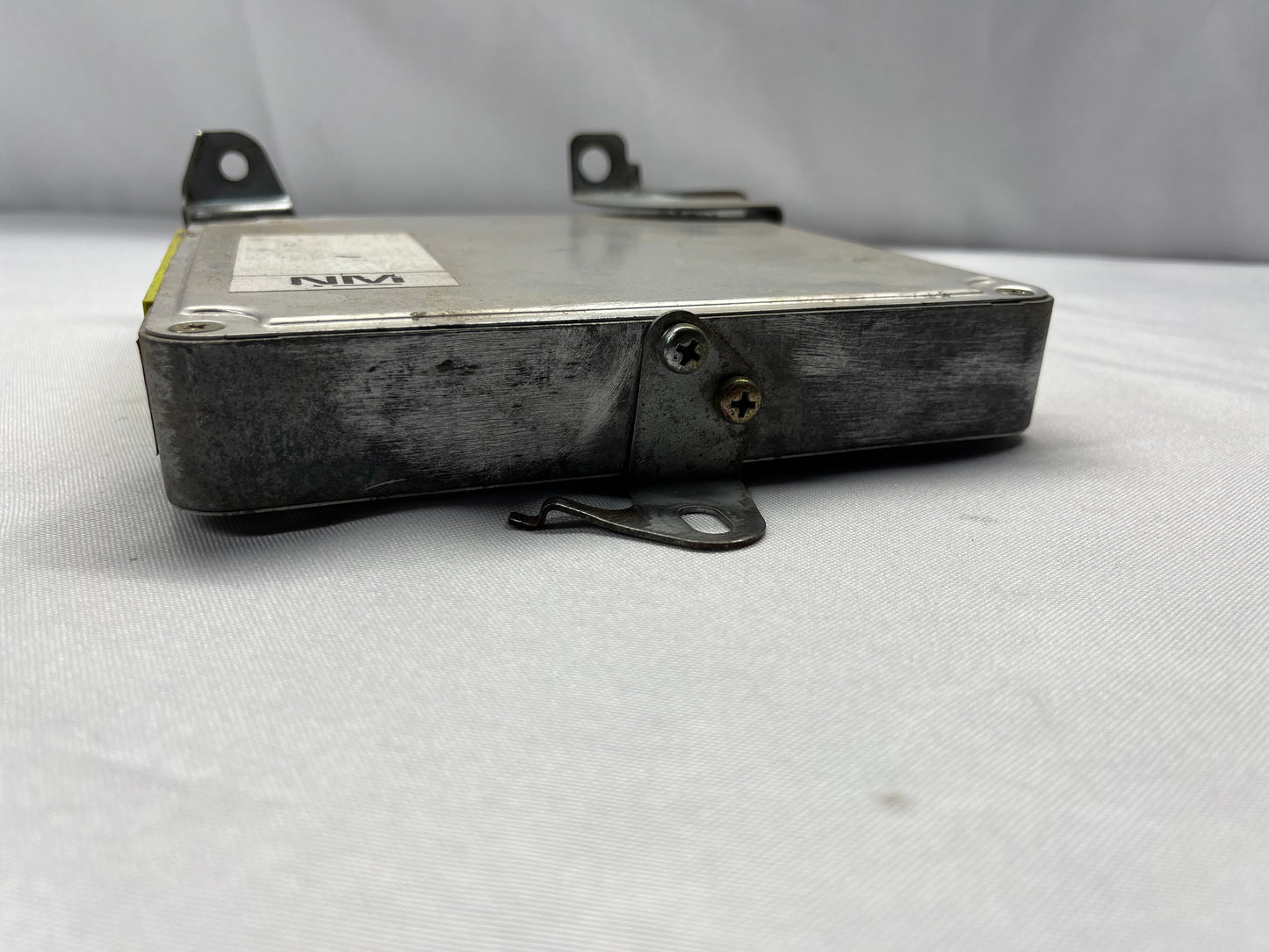 Used OEM Engine Control ECU ECM A/T 3.0 V6 3VZE 89661-35120 - Toyota 4Runner - 1988-1989