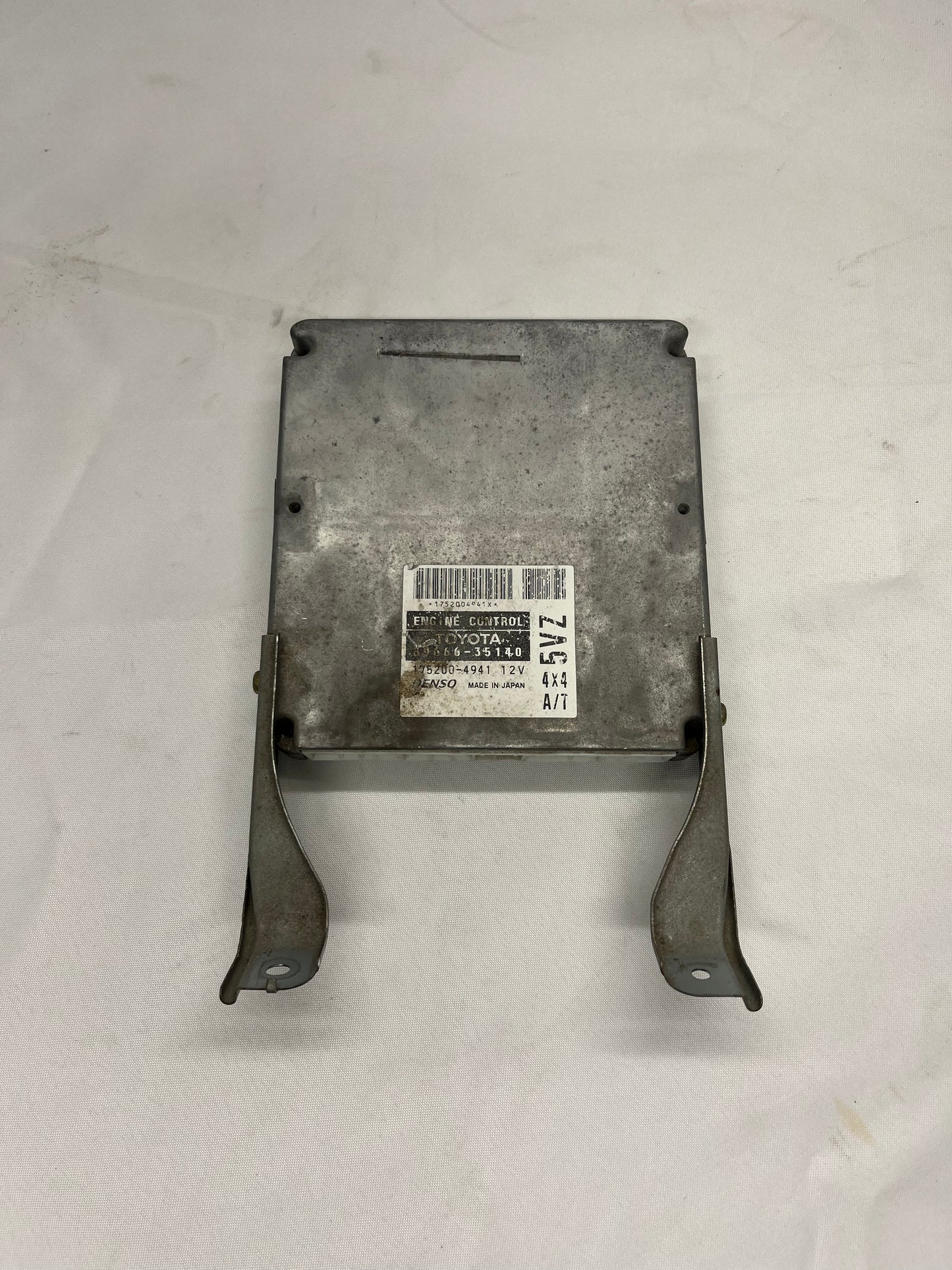 Used OEM Engine Control ECU ECM 3.4 4x4 A/T 89666-35140 - Toyota 4Runner - 1999-2000