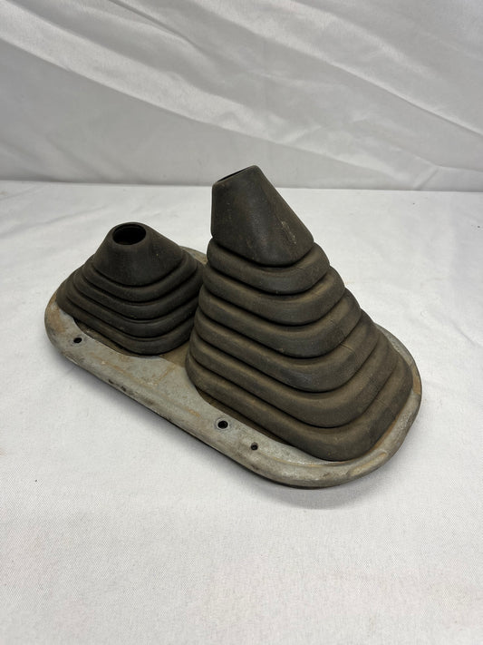 Used OEM Inner Rubber Shift Boot 3.4 4x4 5VZFE - Toyota Tacoma - 1995.5-2004