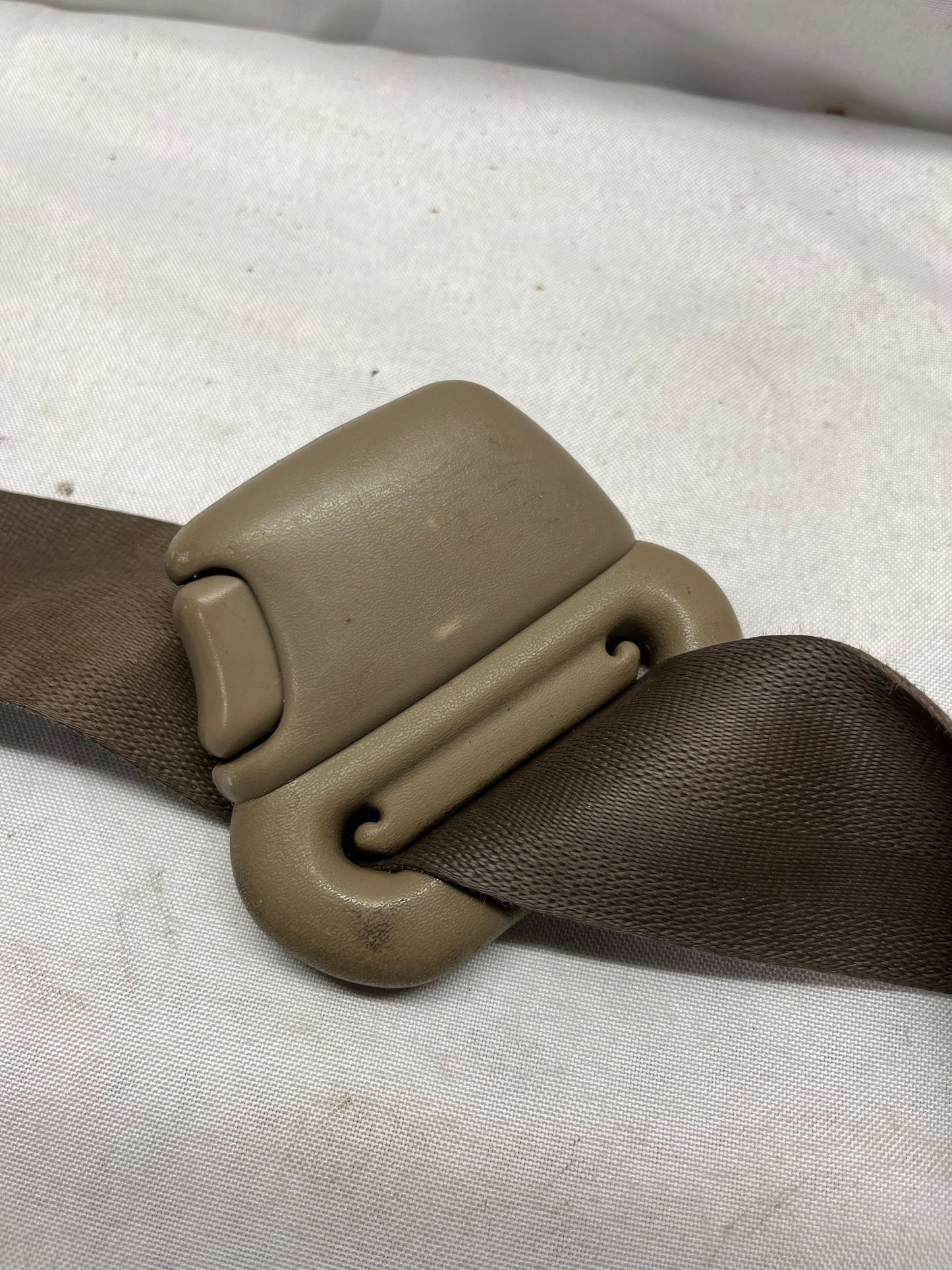 Used OEM Front Right Seat Belt - Tan - Toyota 4Runner - 1999-2002