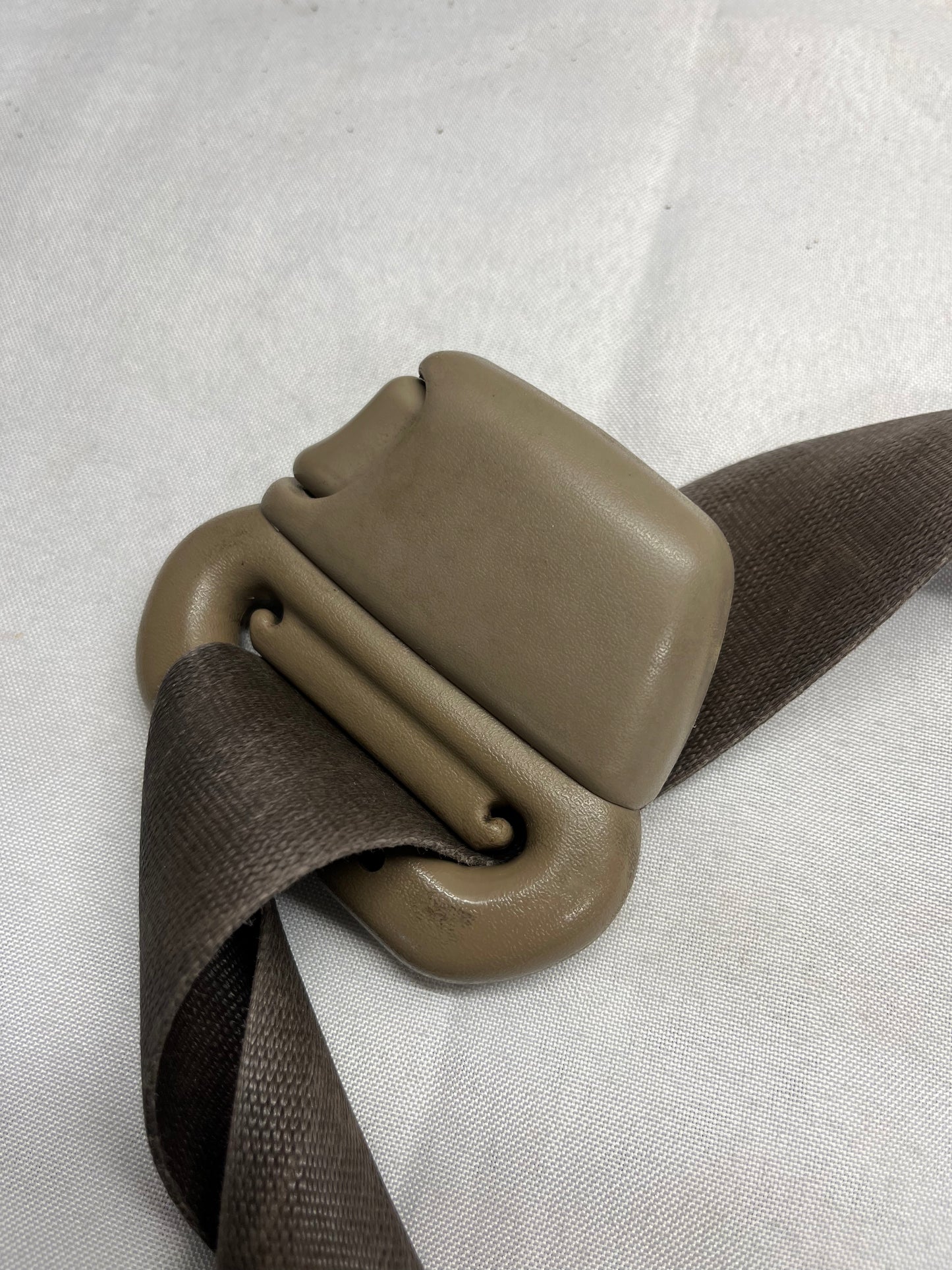 Used OEM Front Left Seat Belt - Tan - Toyota 4Runner - 1999-2002